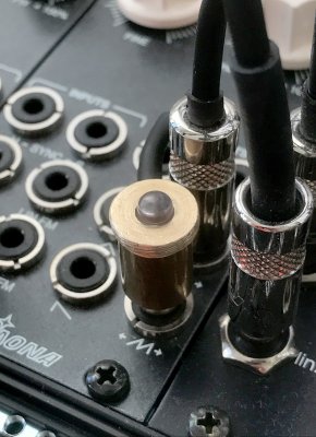 eurorack_patch_angled_led_03.JPG eurorack_patch_angled_led_03.JPG