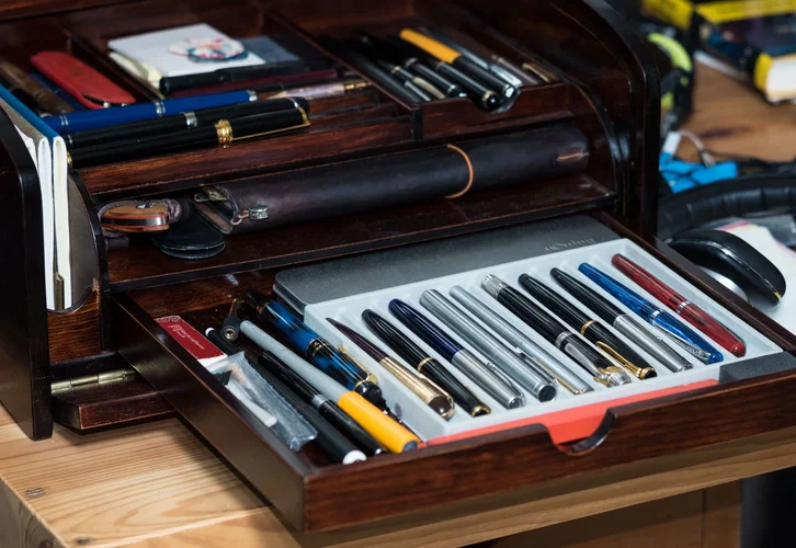 Llopis_big_AJN6833_edit.jpg Llopis_big_AJN6833_edit.jpg