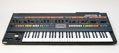 Roland-Jupiter-8-a.png