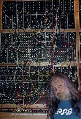 2002 - Bernie PPG+Moog Modular.JPG