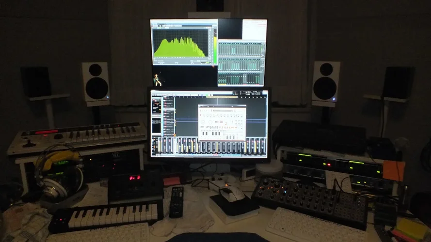 Arbeitsplatz20.JPG Arbeitsplatz20.JPG