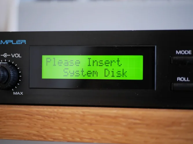 s-330-6.jpg s-330-6.jpg