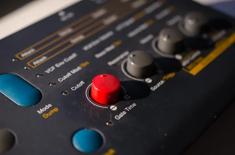 Waldorf 4 Pole - 2.webp