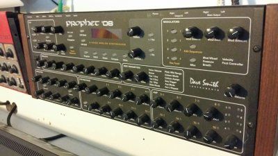 prophet08_davies1900.jpg