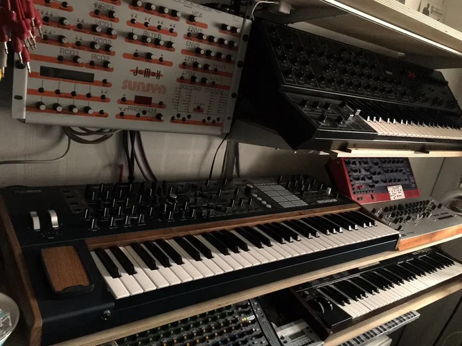 fr_257_size1024.webp fr_257_size1024.webp