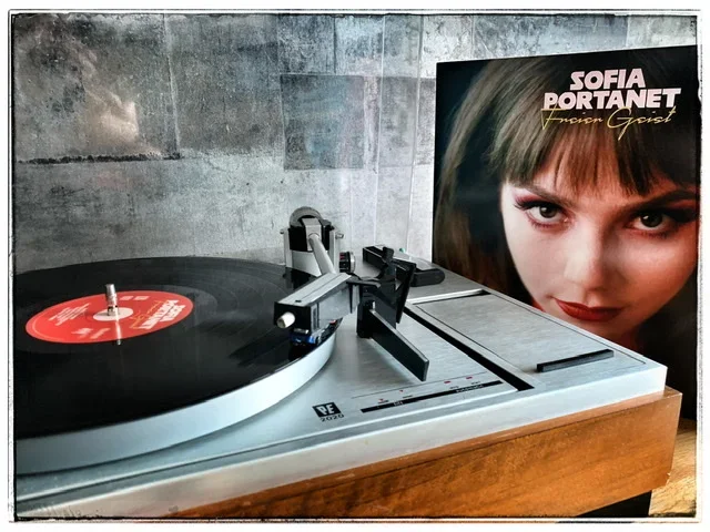 FF5C3263-2472-446F-961B-56B1017D8F7C.webp FF5C3263-2472-446F-961B-56B1017D8F7C.webp