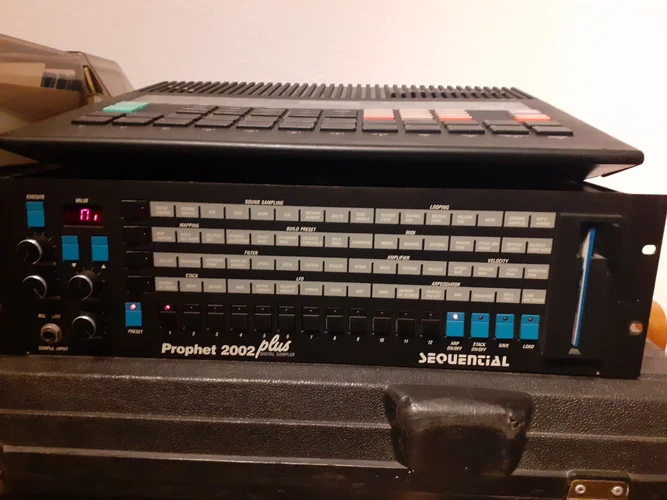 Prophet 2002 in Slave Mode.webp Prophet 2002 in Slave Mode.webp