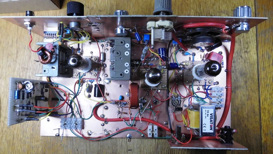 Empfänger Chassis (4).webp