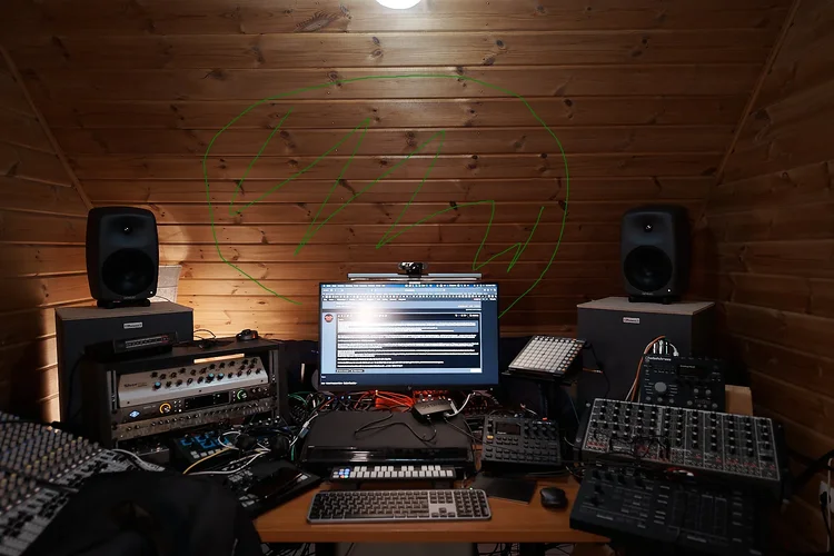 Genelec__DSC4526_ 1.jpg Genelec__DSC4526_ 1.jpg