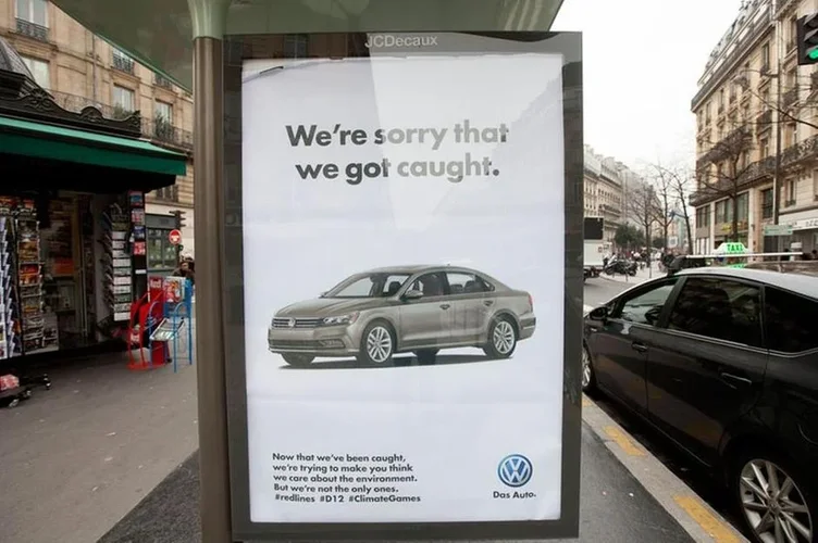 vw-anti-werbung-paris.webp