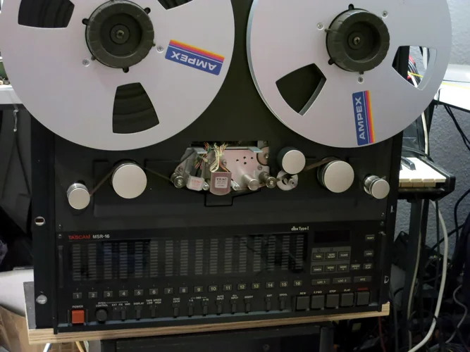 IMG_2037f.jpg IMG_2037f.jpg