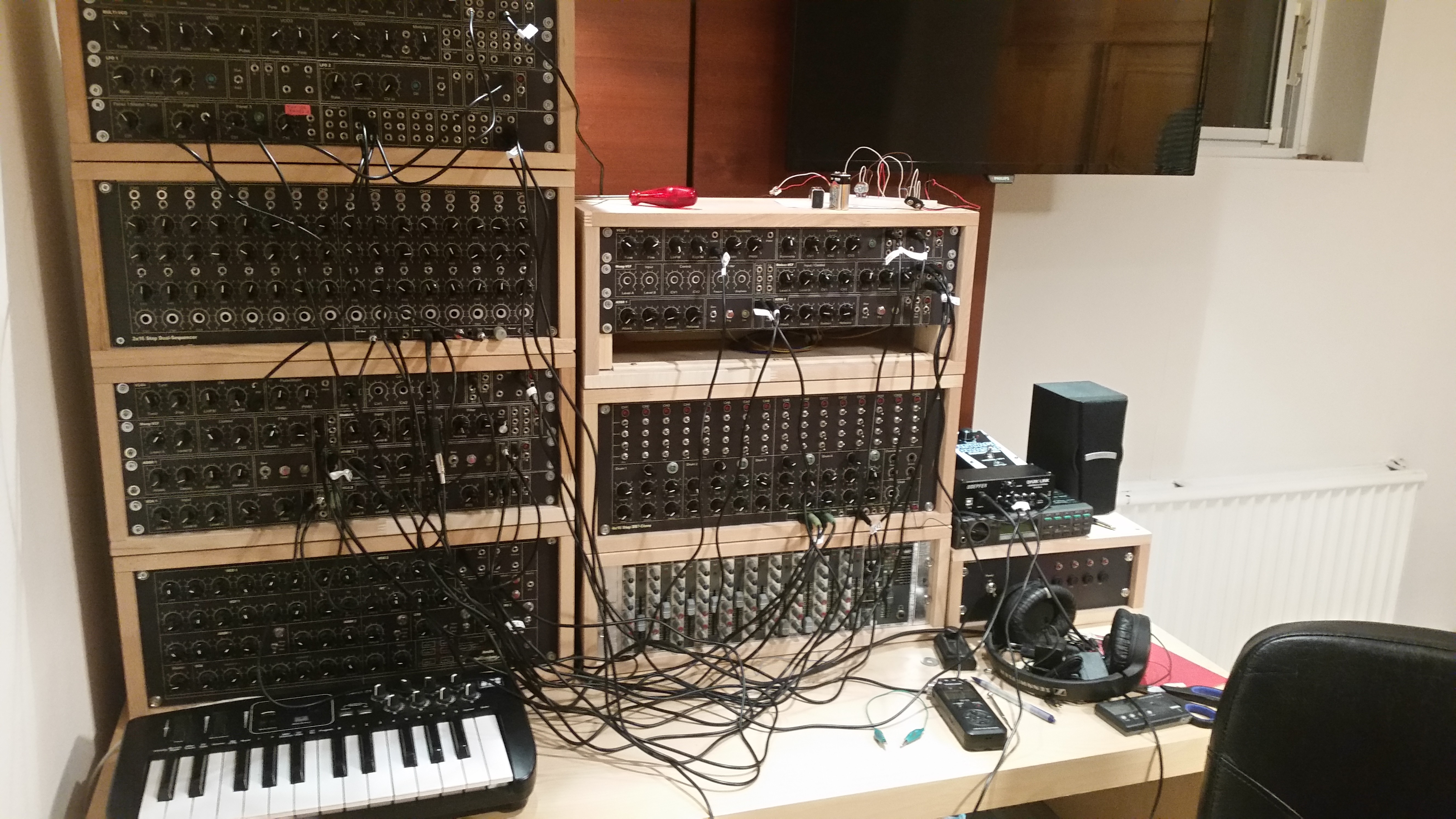 Analog-Synthesizer, Stand 02/2018