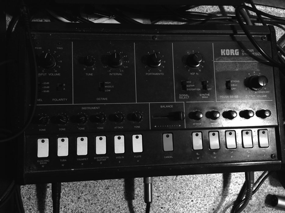 korg-x911-grey.jpg