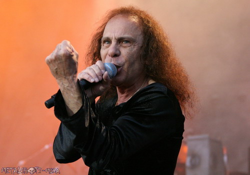 www.metal-hammer.de