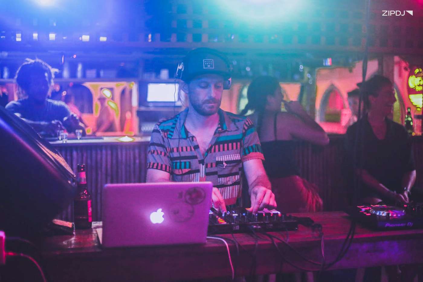 www.zipdj.com