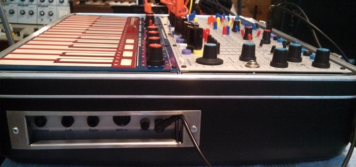 4956_easel_side_ii_1.jpg