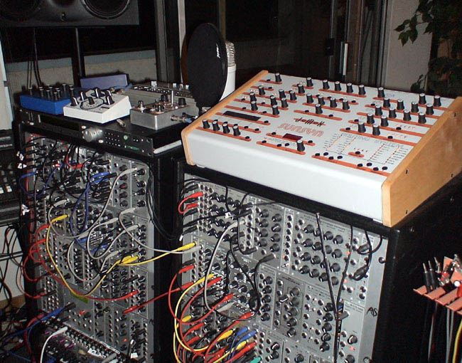 Modular_n_Sunsyn.jpg