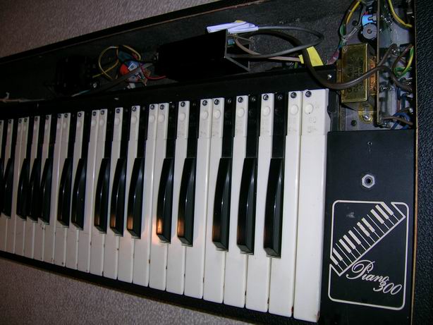 piano_300_pix_12.jpg