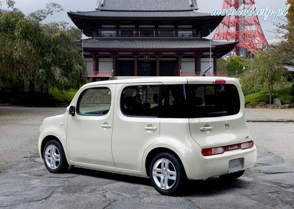 Nissan-Cube_03.jpg
