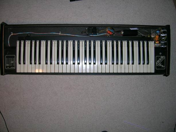 piano_300_pix_11.jpg