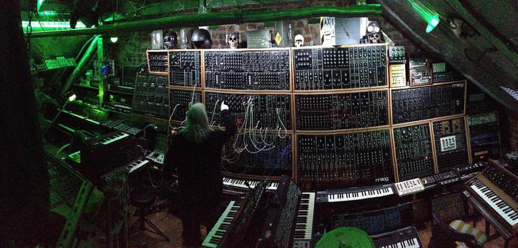 moogmann-1024x491.jpg