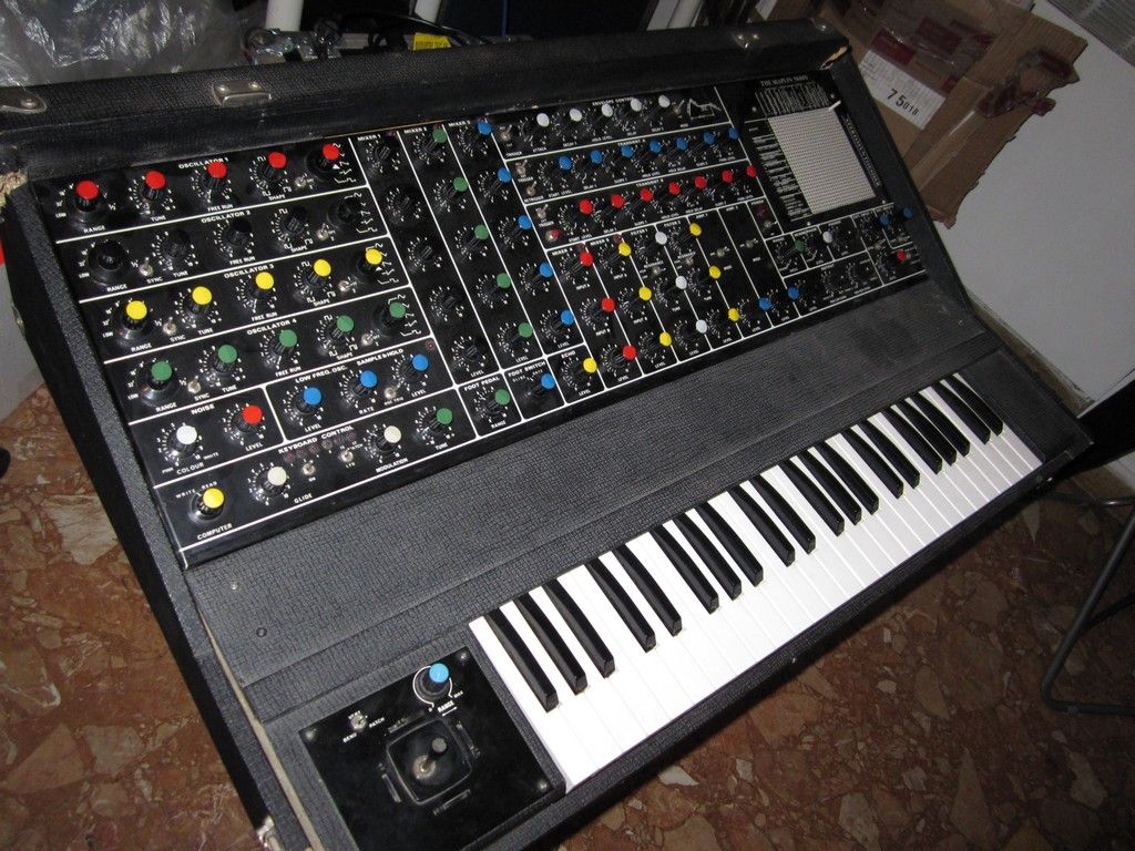 maplin-synthesizers-5600s-119453.jpg