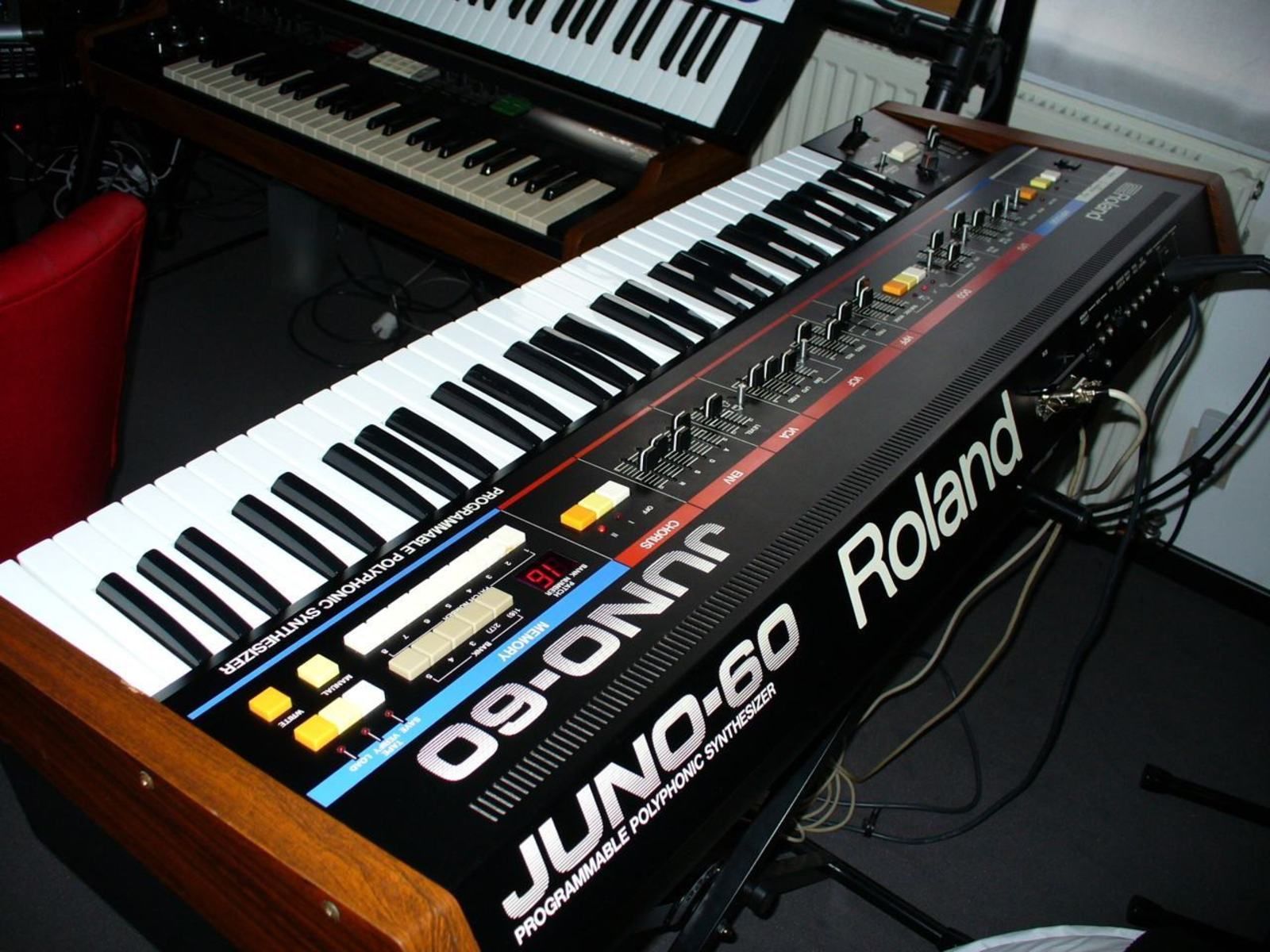 roland-juno-60-27113.jpg