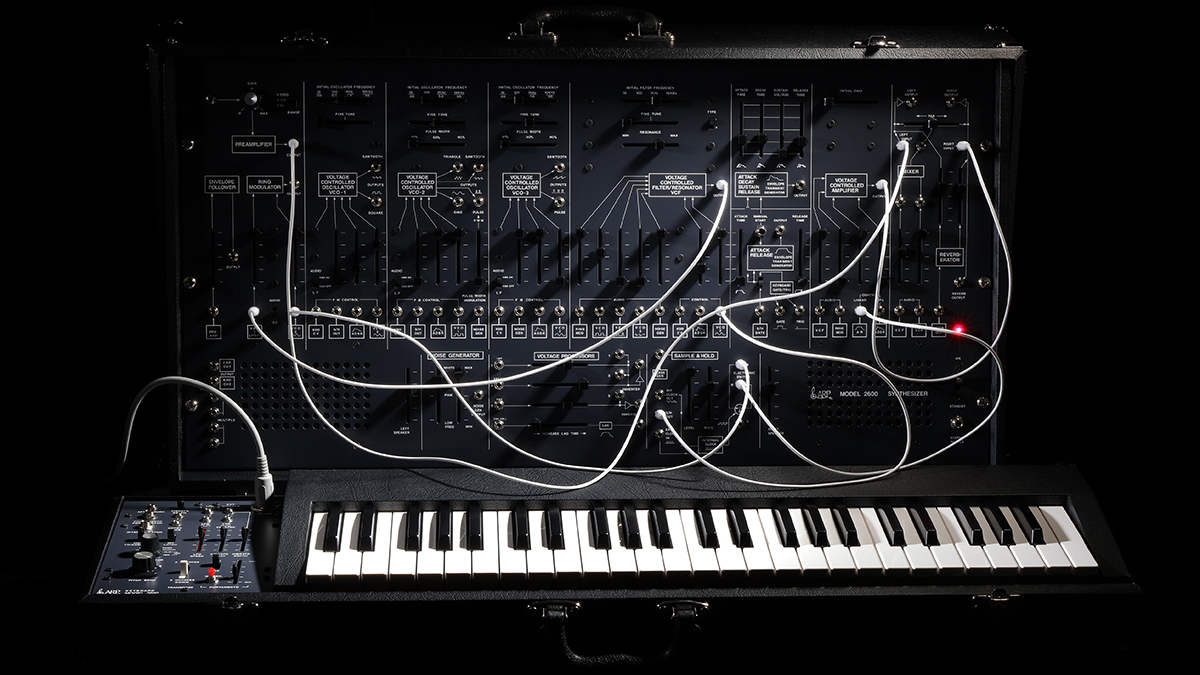 www.emusician.com