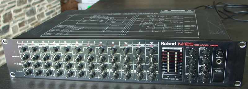 roland-m-12e-835368.jpg