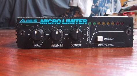 alesis-micro-limiter-1166421.jpg