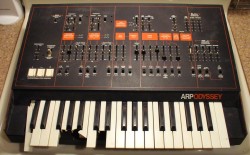 arp-odyssey-broken-synth-250x155.jpg