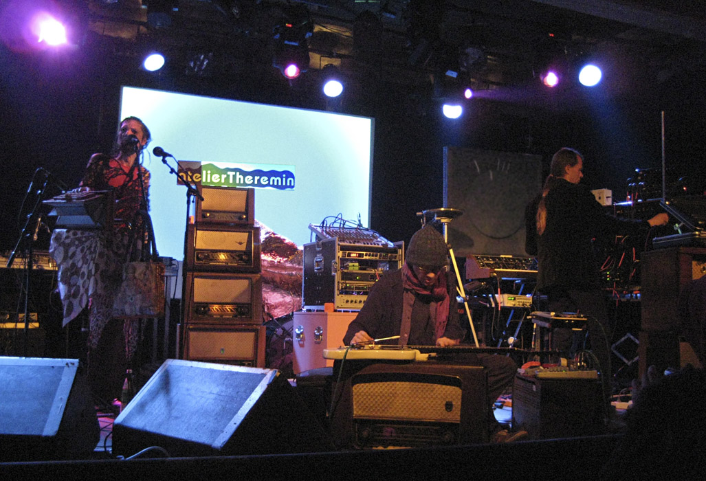 atelierTheremin_POLYHYMNIA.jpg