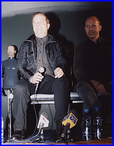 kraftwerk_press_020604_21.jpg