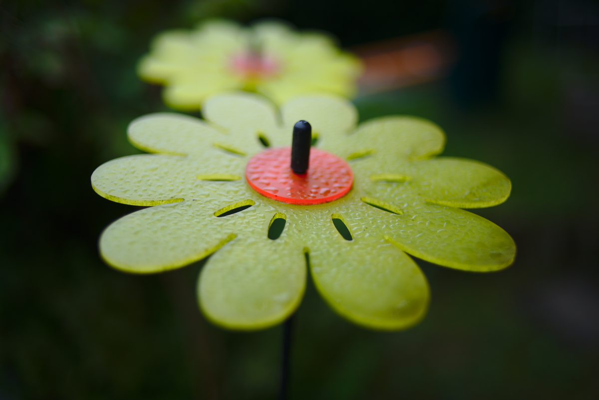 plastik.blume.jpg