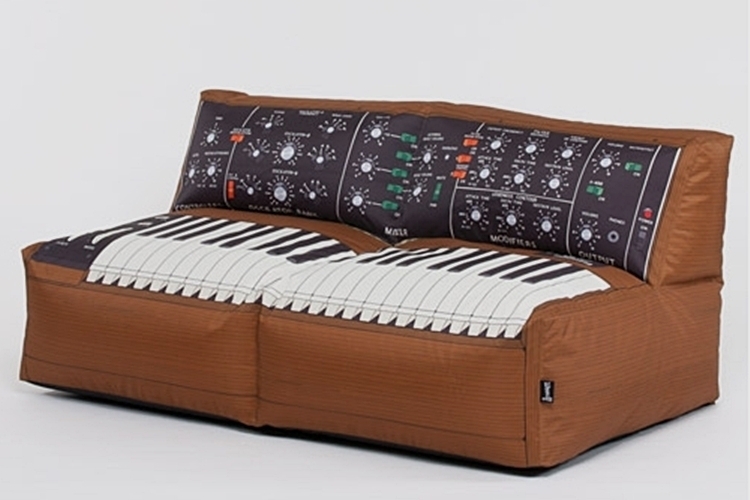 sofa-moog-beanbag-chair-2.jpg