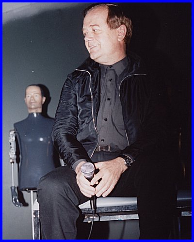 kraftwerk_press_020604_25.jpg