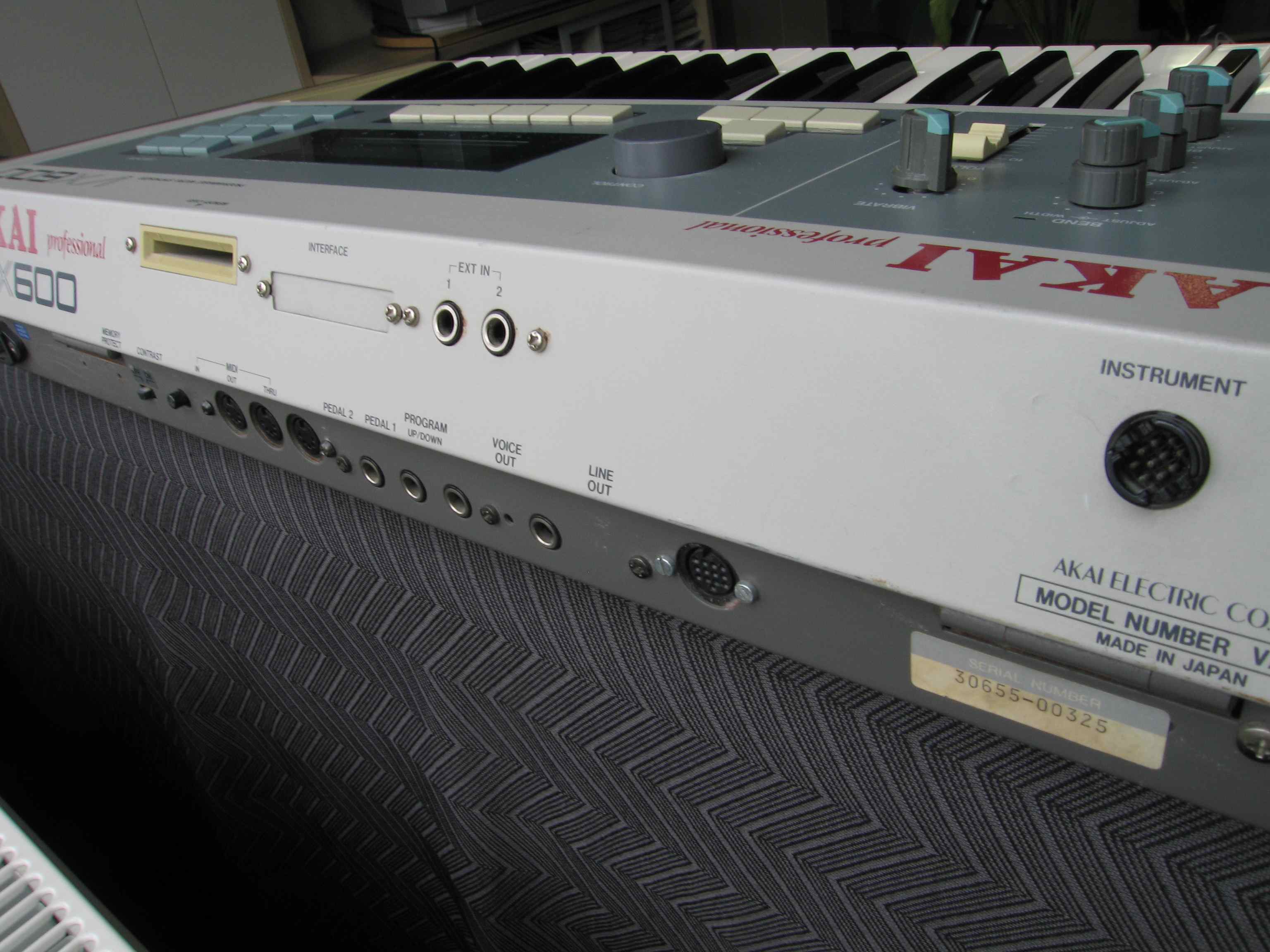 akai-vx600-06.jpg