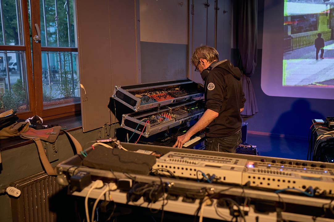 ambioSonics_1126.jpg