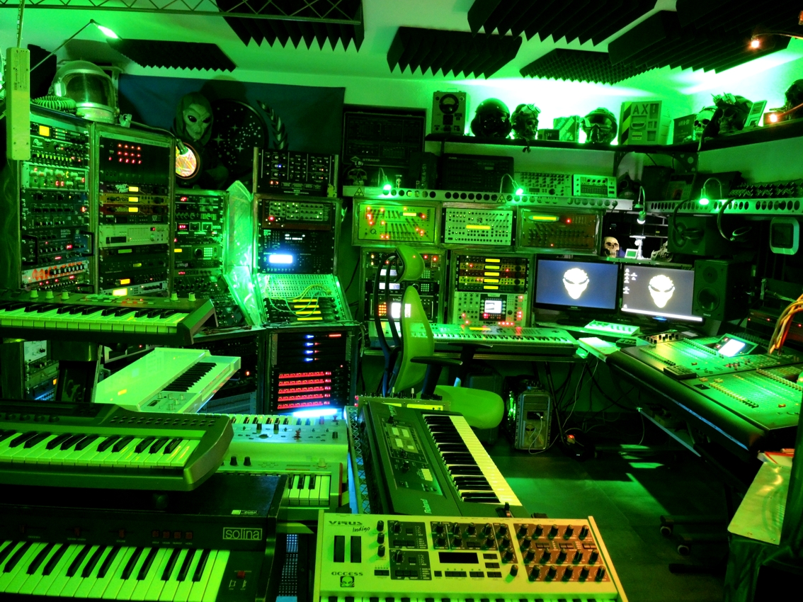 Studio2013-688.jpg