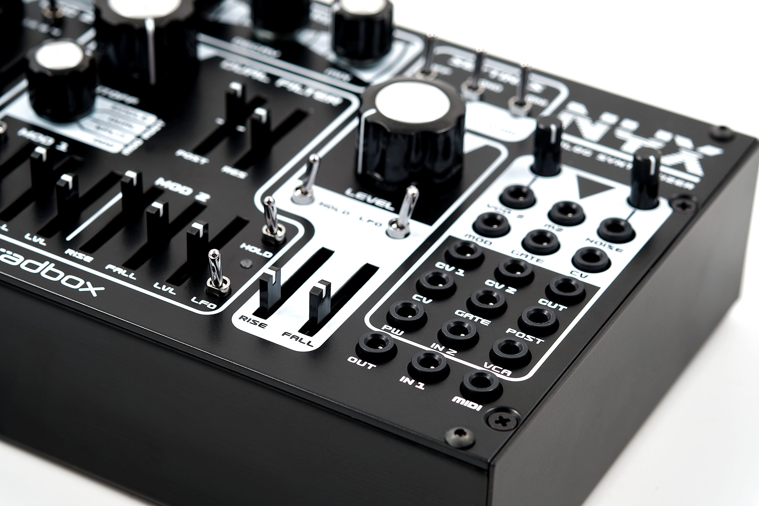 www.dreadbox-fx.com
