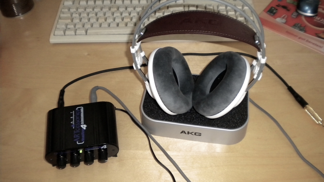 akg_art01.jpg