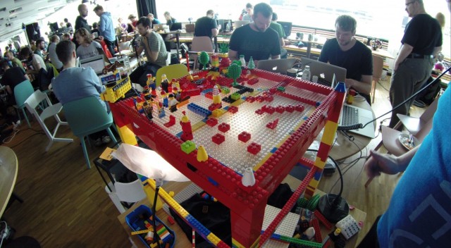 legos-640x352.jpg