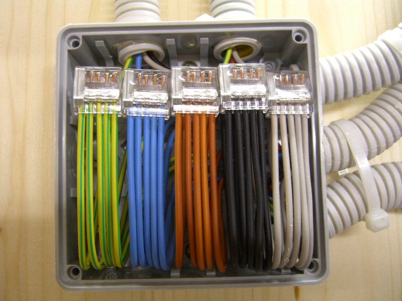 https://elektricks.com/Abzweigdose_verdrahten_0020.jpg