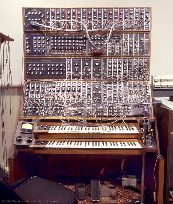 moog77.jpg