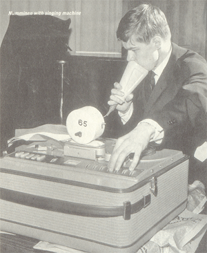 numminensingingmachine.gif