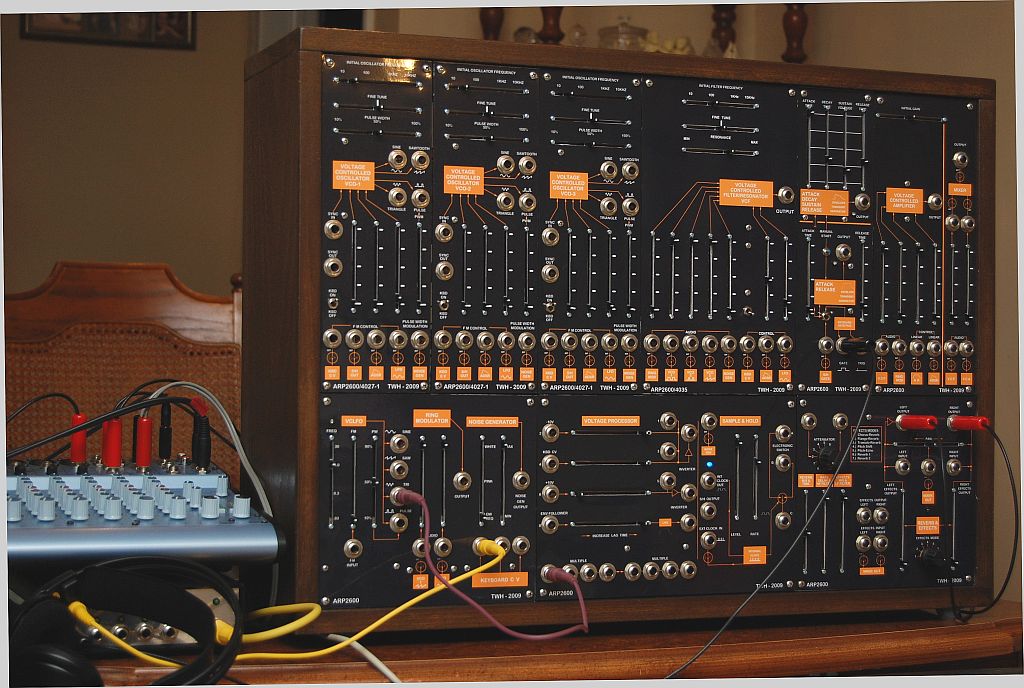 diy_arp2600_full_view_sm_176.jpg