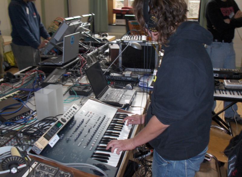 synth_treffen06_18.jpg