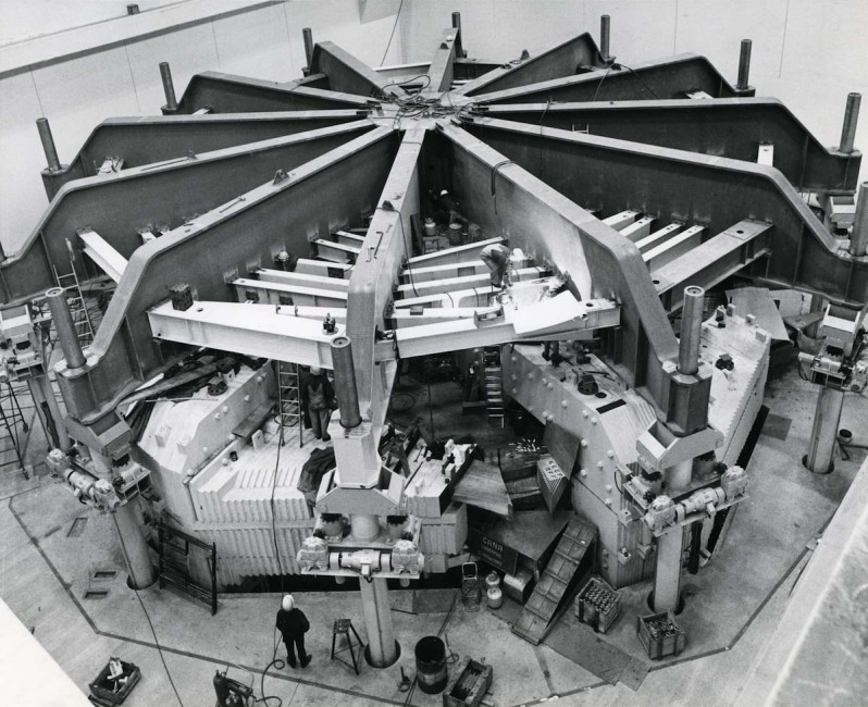 1970-Cyclotron-Construction-798x650.jpg