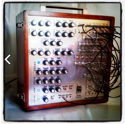 duo-portable-modular-synthesizer.png