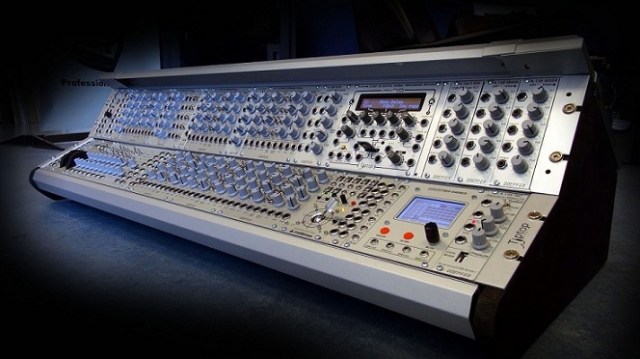 doepfer-v6-synthesizer.jpg